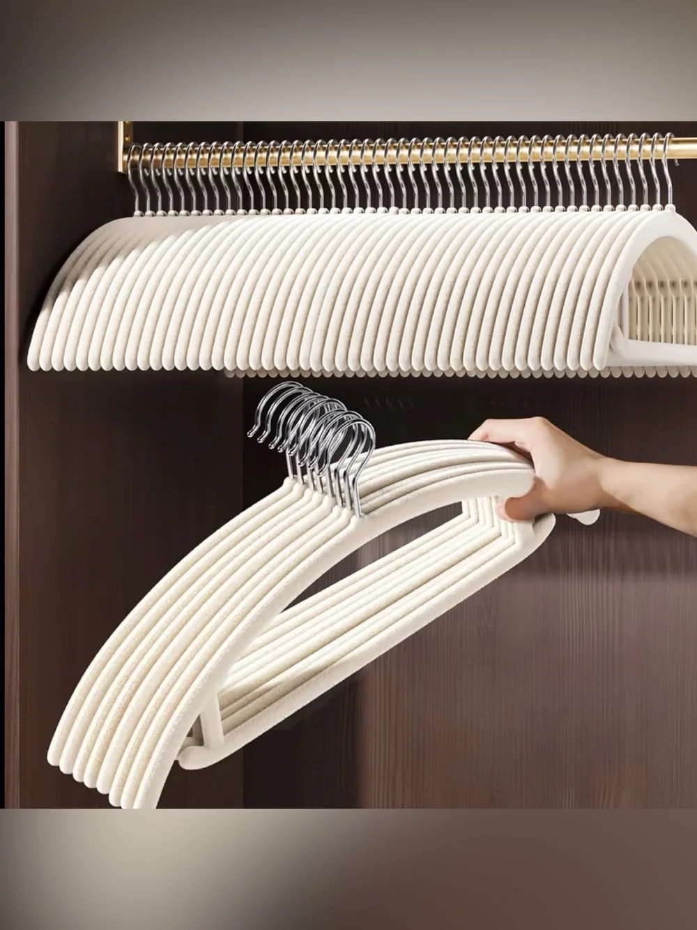 10 x Premium Cream Non-Slip Velvet Hangers - 10 Pack